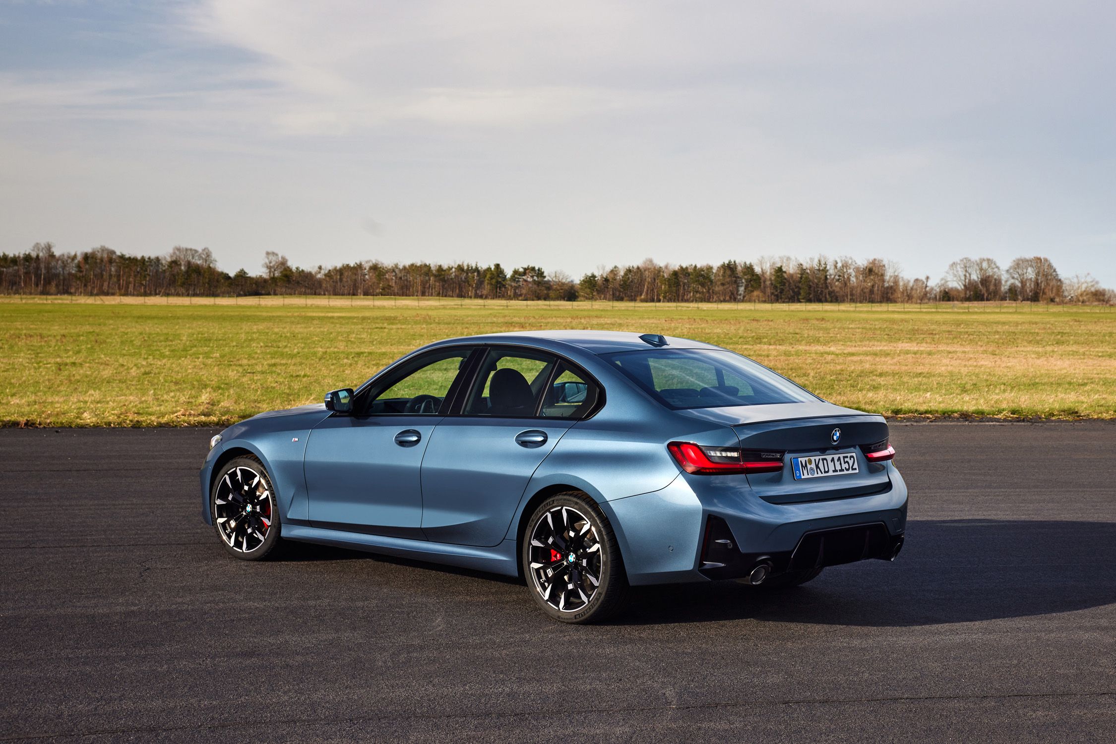 بی ام دبلیو سری-۳ ۲۰۲۶ | 2026 BMW 3-Series